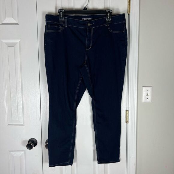 Maurice’s Womens Denim Jeans Size 22 Short - Picture 1 of 3